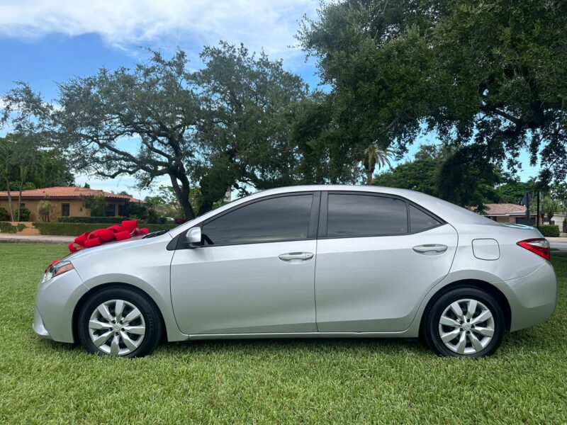 2015 Toyota Corolla LE