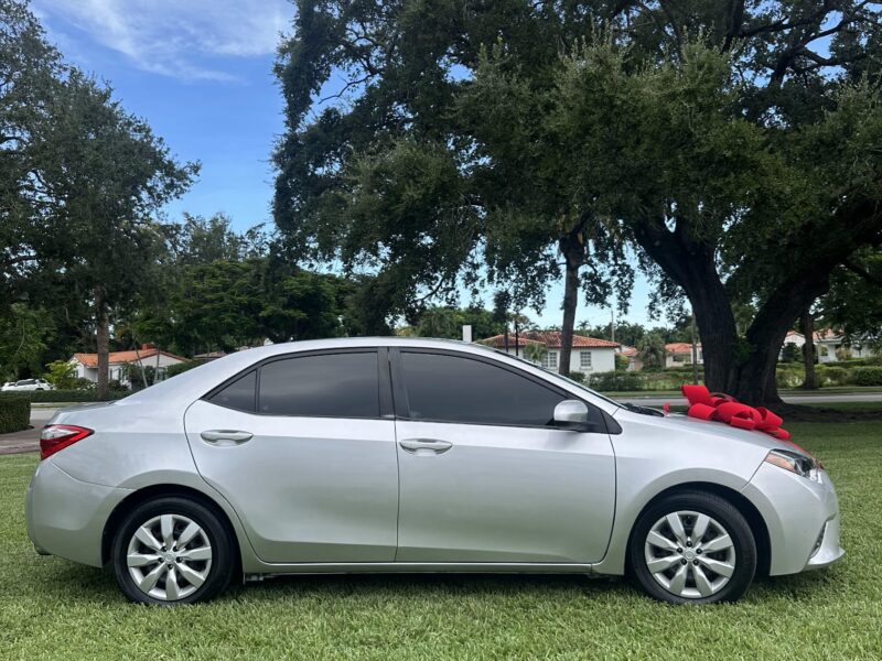 2015 Toyota Corolla LE