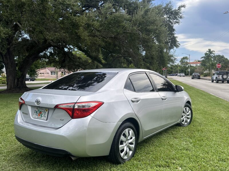 2015 Toyota Corolla LE