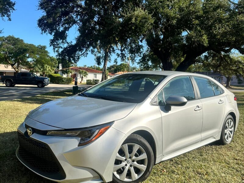 2022 Toyota Corolla LE